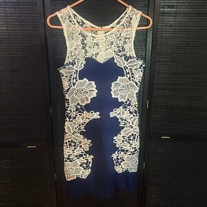 Dark blue / navy and white body con dress